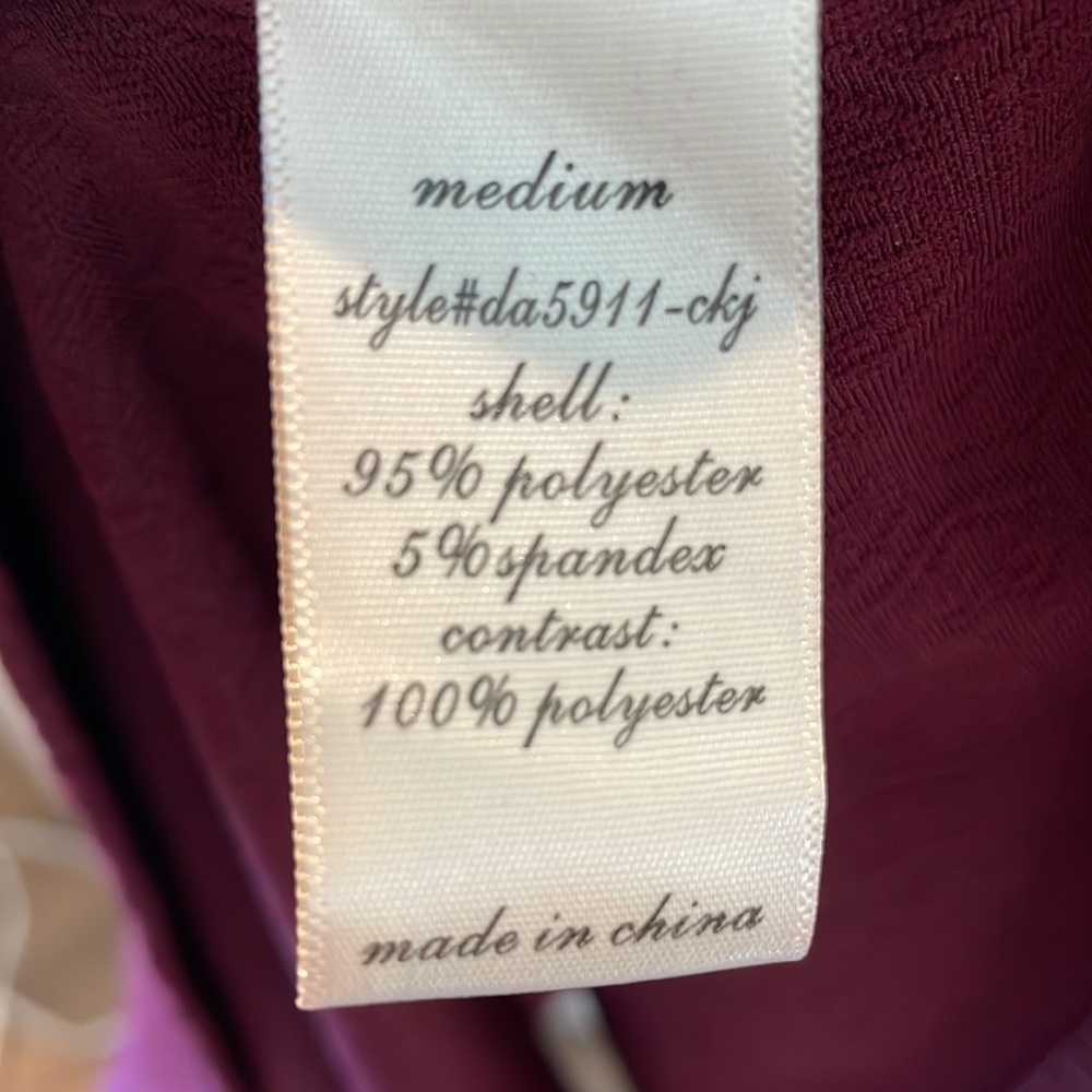 Burgundy Francesca’s dress - Picture 7 of 7